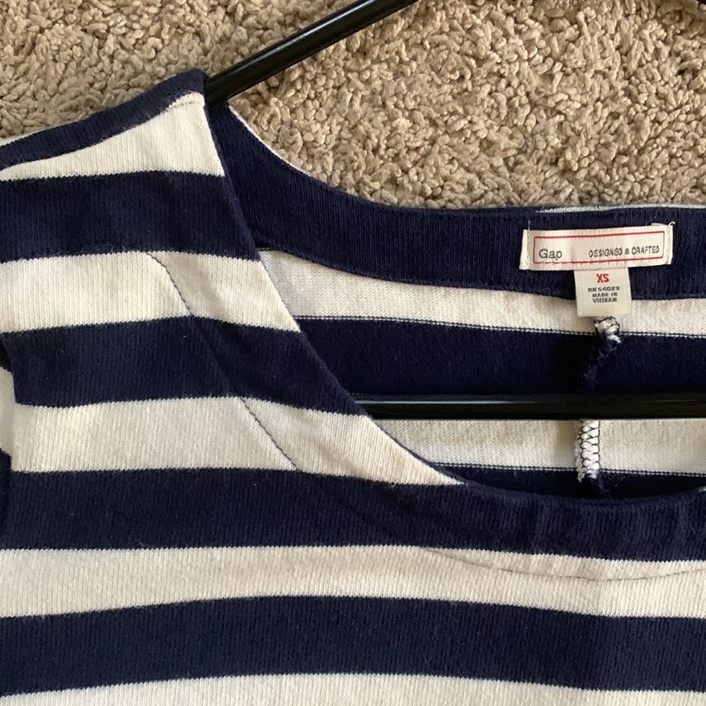 Navy blue striped long sleeved dress. Gap size xs. - Picture 2 of 3